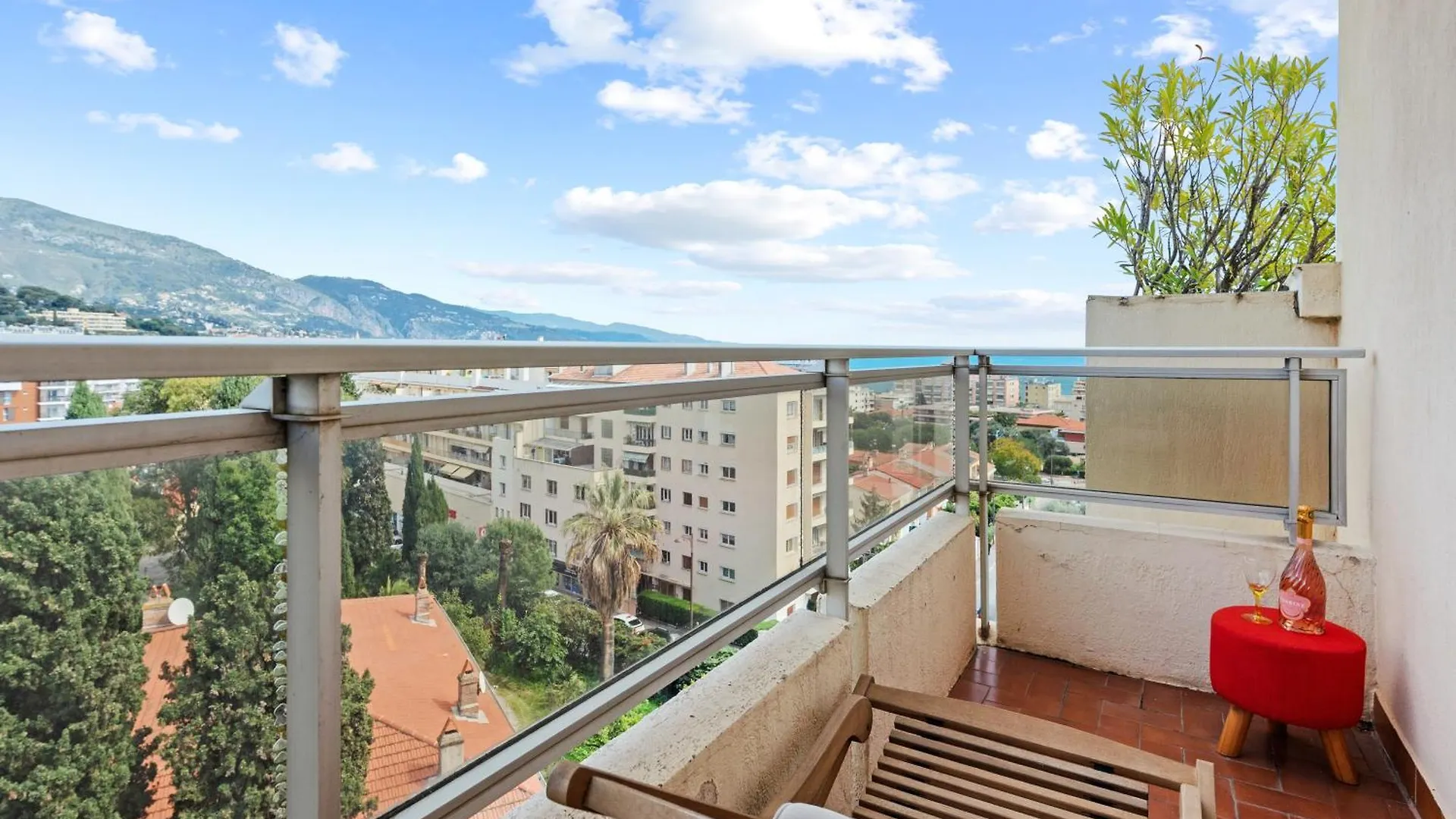 Flor De Mayo - Agreable Appartement -Proche Mer - Parking Gratuit Roquebrune-Cap-Martin Lejlighed