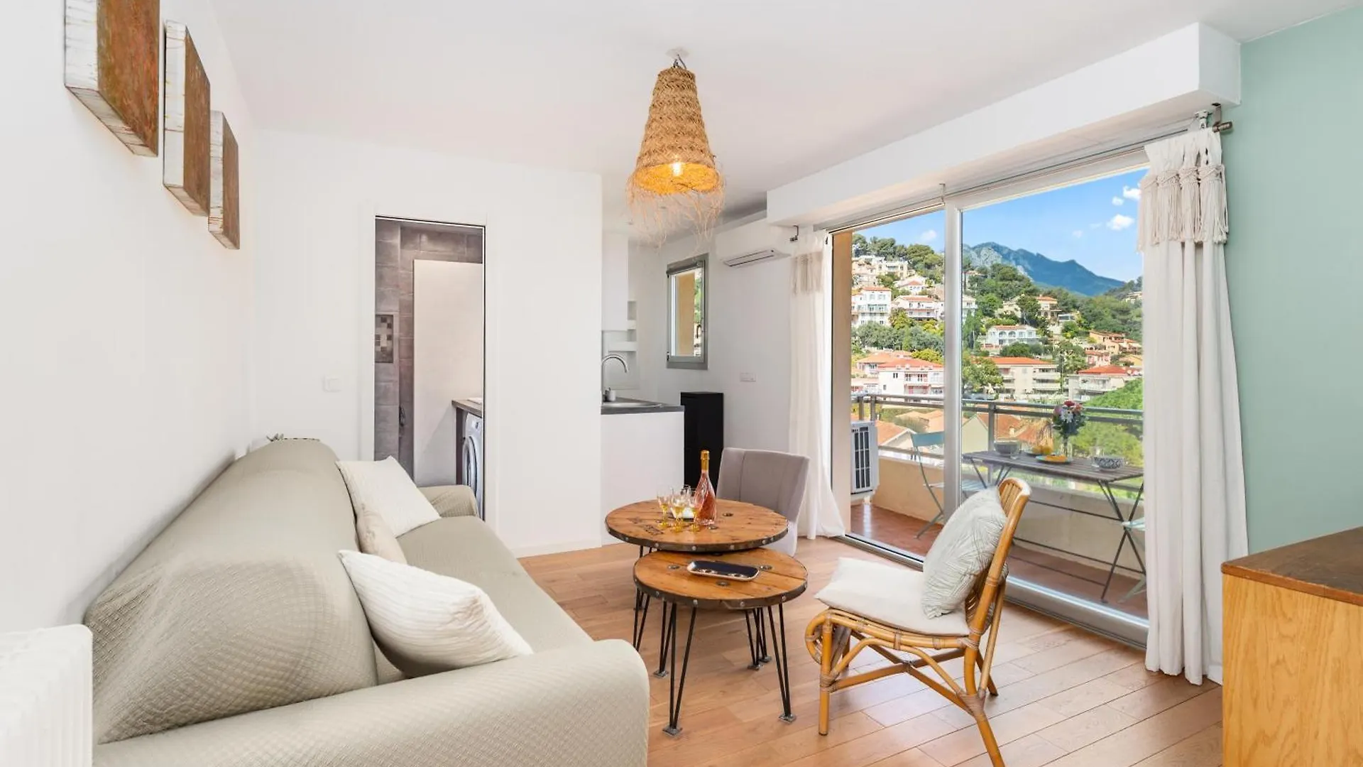 Flor De Mayo - Agreable Appartement -Proche Mer - Parking Gratuit Roquebrune-Cap-Martin